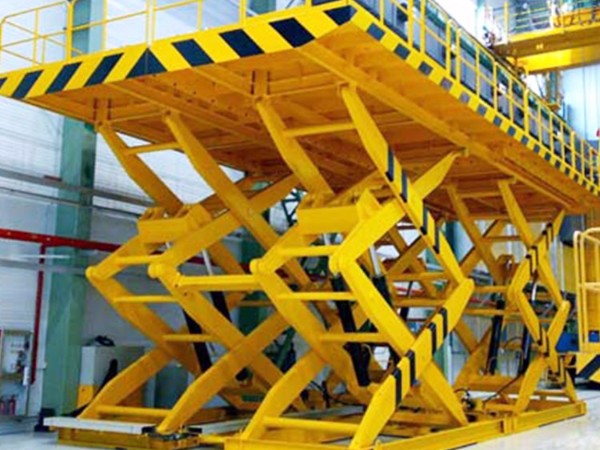 怎樣安全地操作移動(dòng)式升降平臺(tái)？